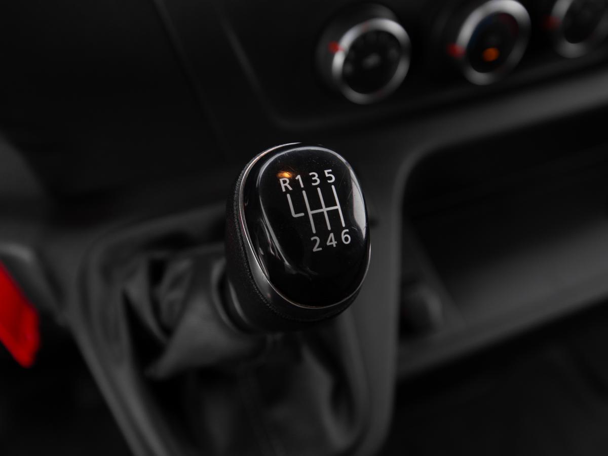 renault-master-2019-diesel-2300cc