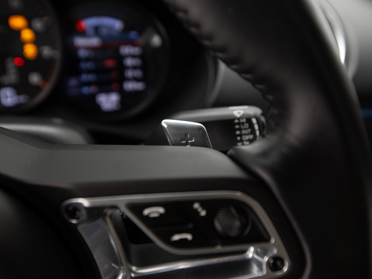porsche-cayman-2024-gasolina-1988cc