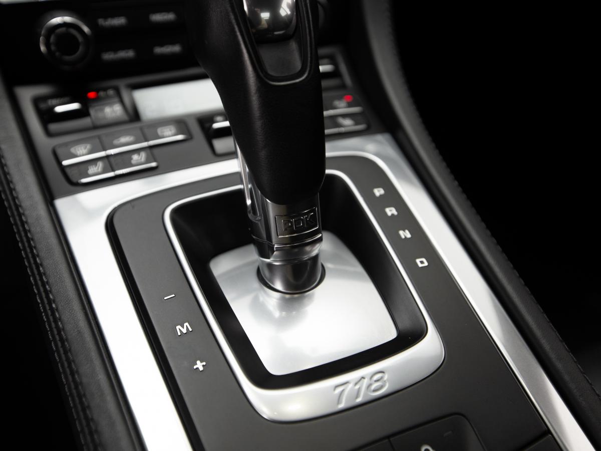 porsche-cayman-2024-gasolina-1988cc