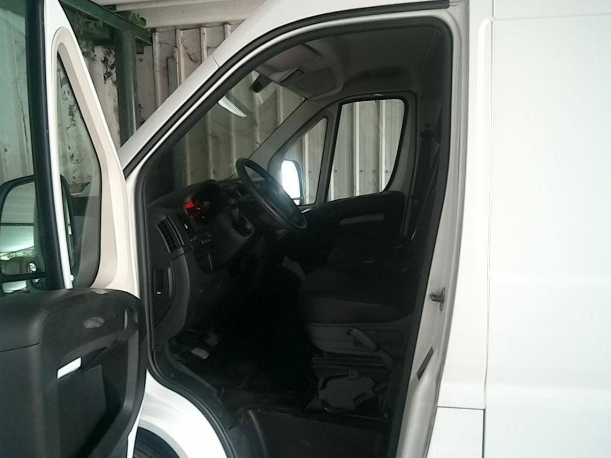 peugeot-boxer-2022-diesel-2179cc
