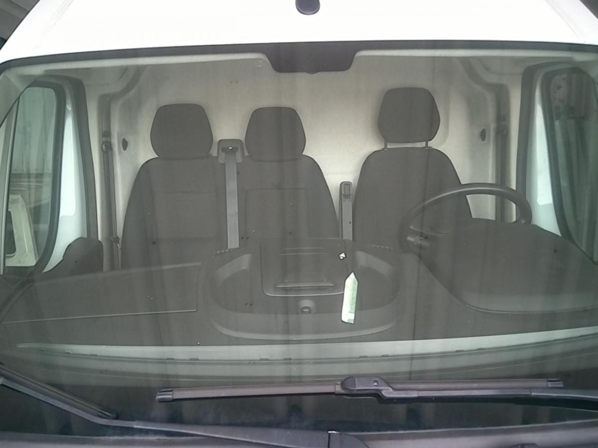 peugeot-boxer-2022-diesel-2179cc