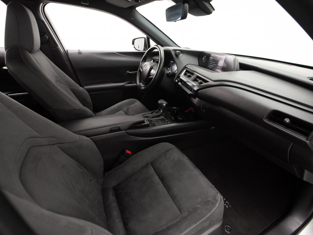 lexus-ux-2021-hibrido-a-gasolina-1987cc
