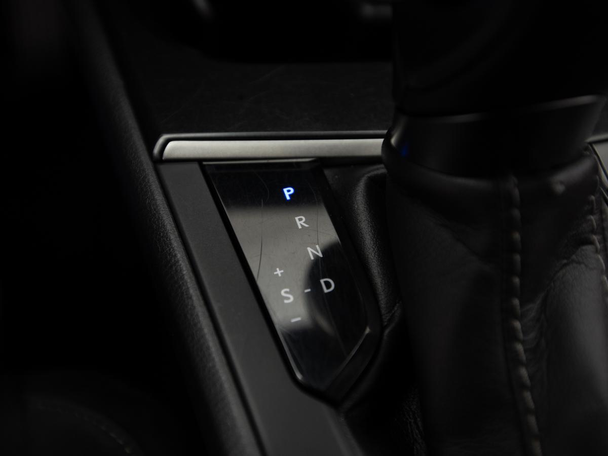 lexus-ux-2021-hibrido-a-gasolina-1987cc