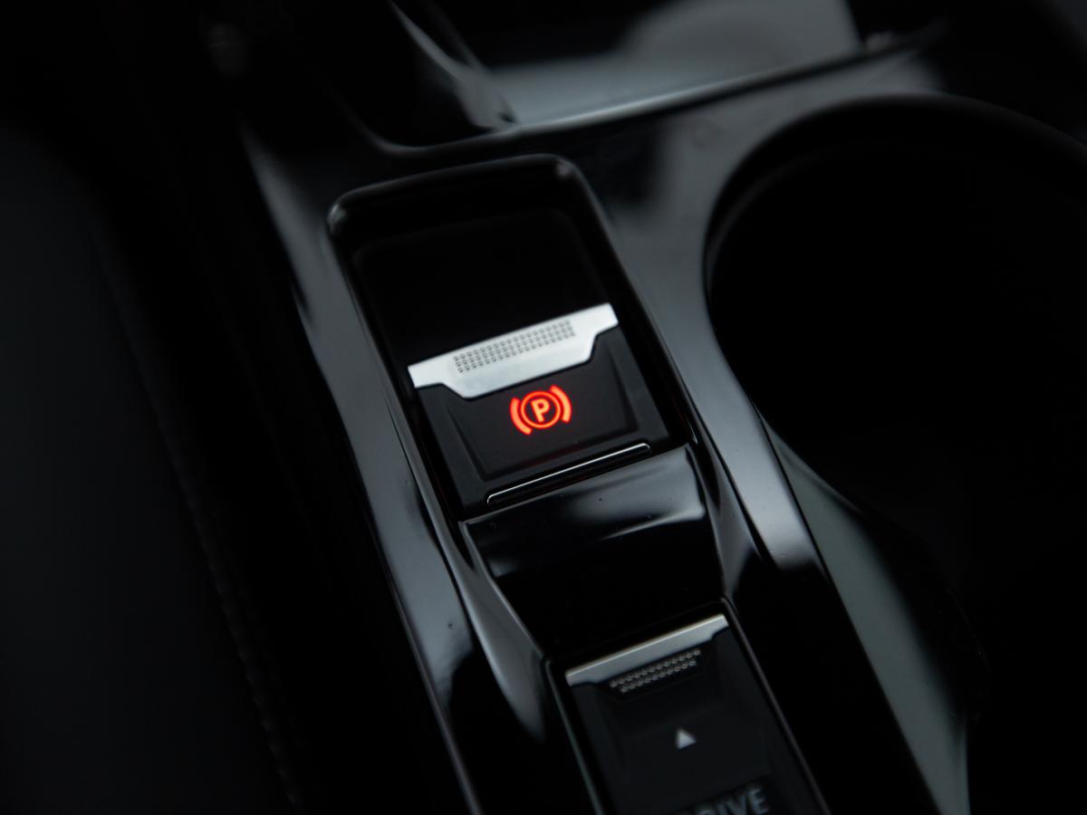peugeot-e-2008-2021-eletrico-0cc