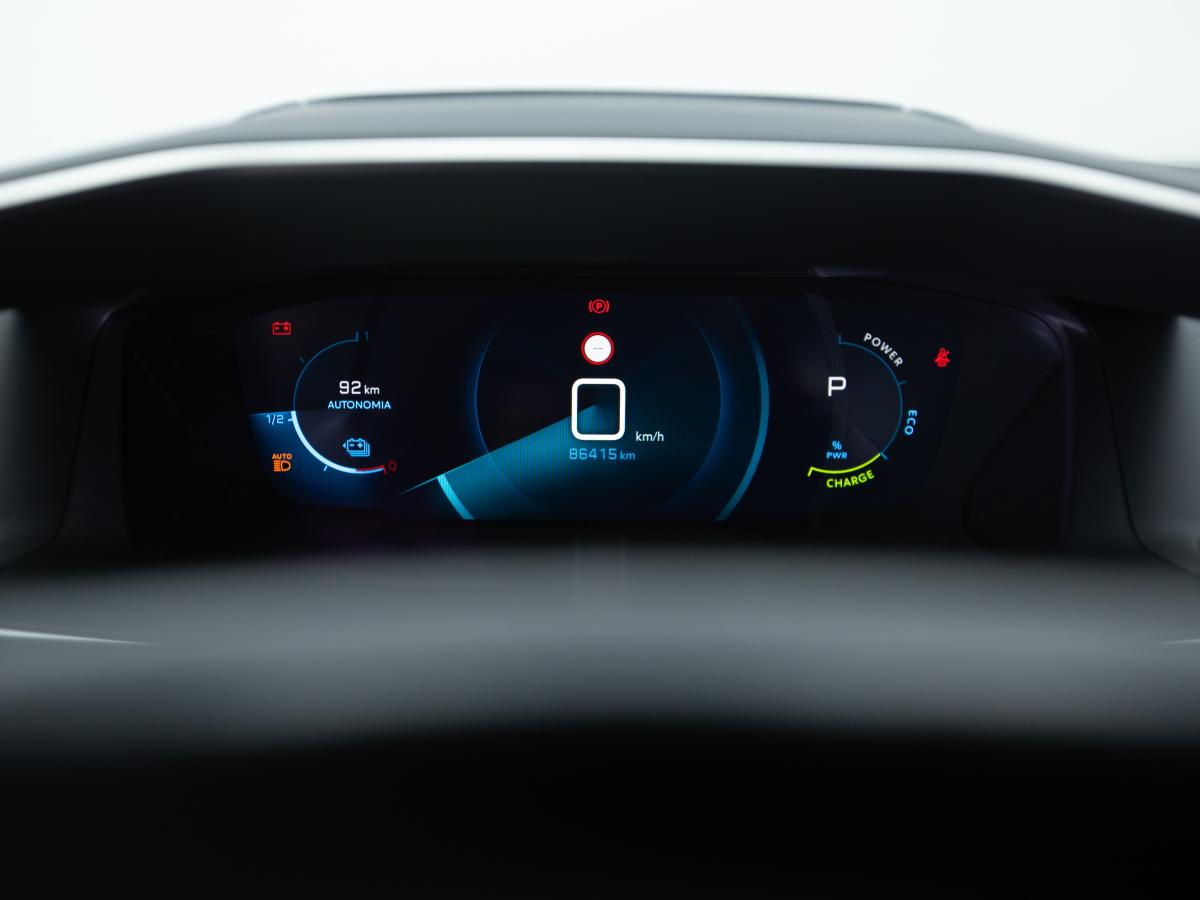 peugeot-e-2008-2021-eletrico-0cc