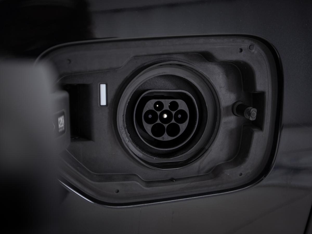 bmw-serie-3-2021-hibrido-a-gasolina-1998cc