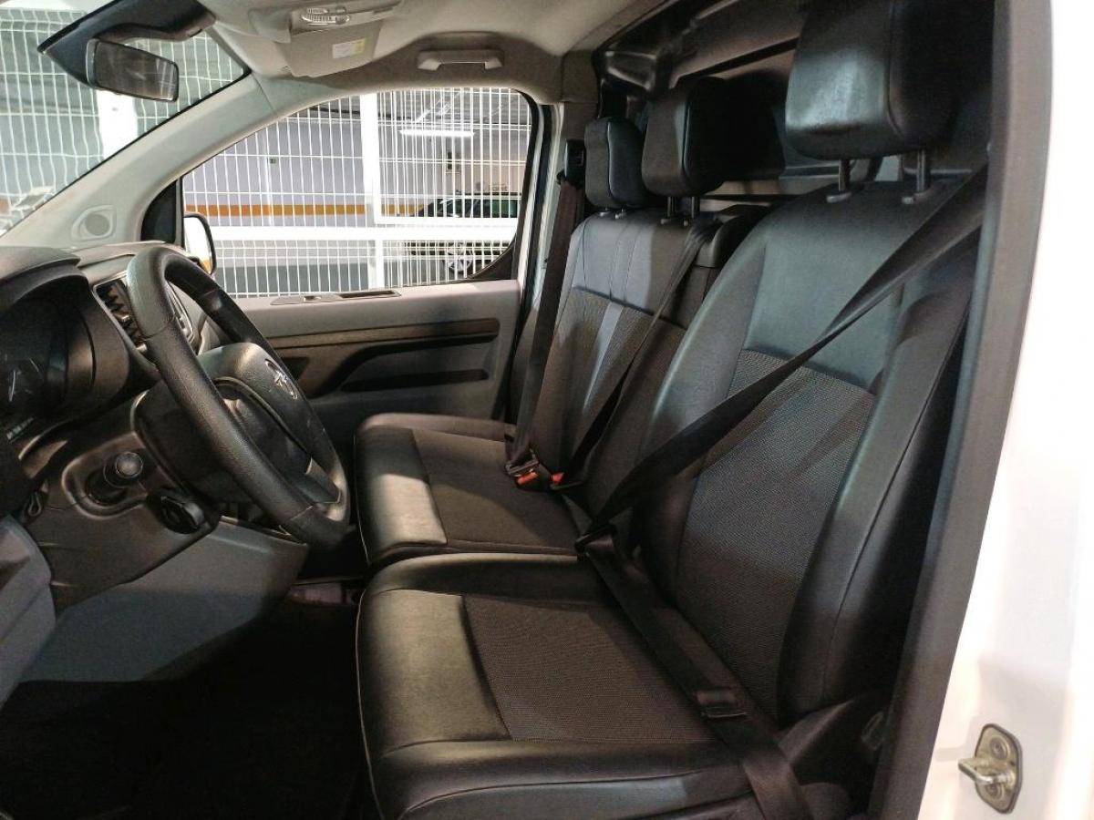 opel-vivaro-2021-diesel-1499cc