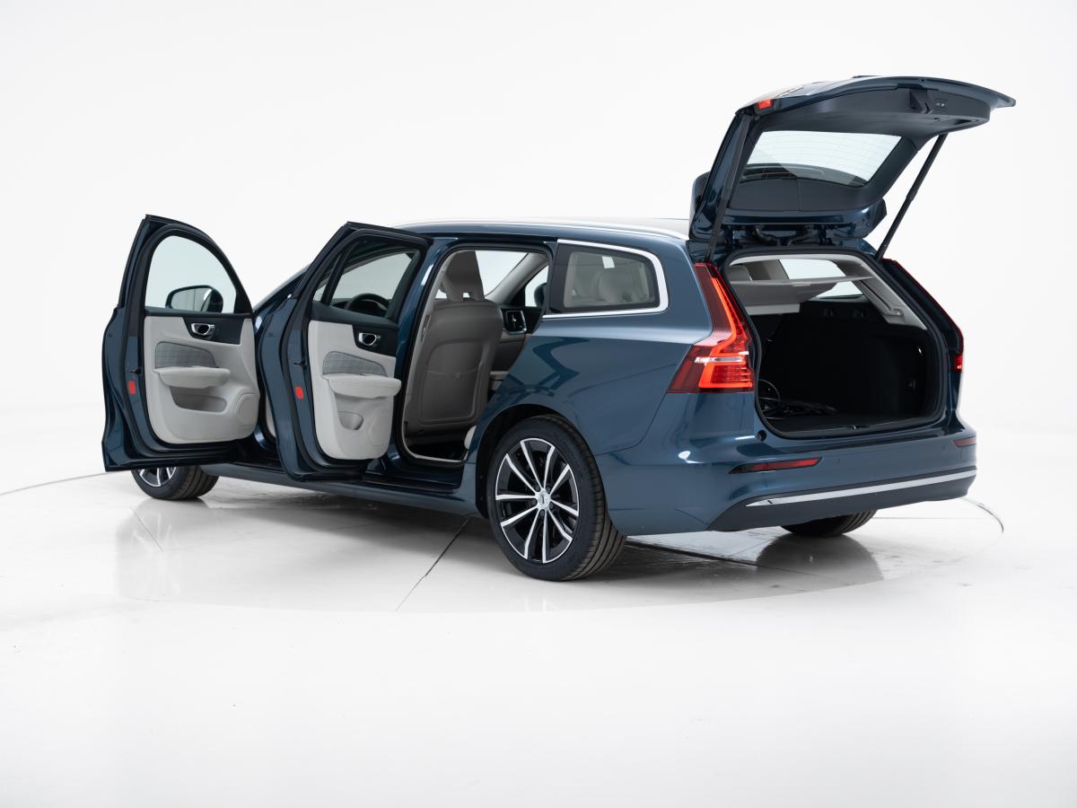 volvo-v60-2023-hibrido-a-gasolina-1969cc