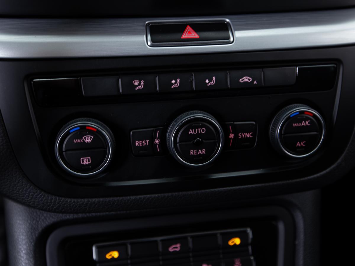 volkswagen-sharan-2015-diesel-1968cc
