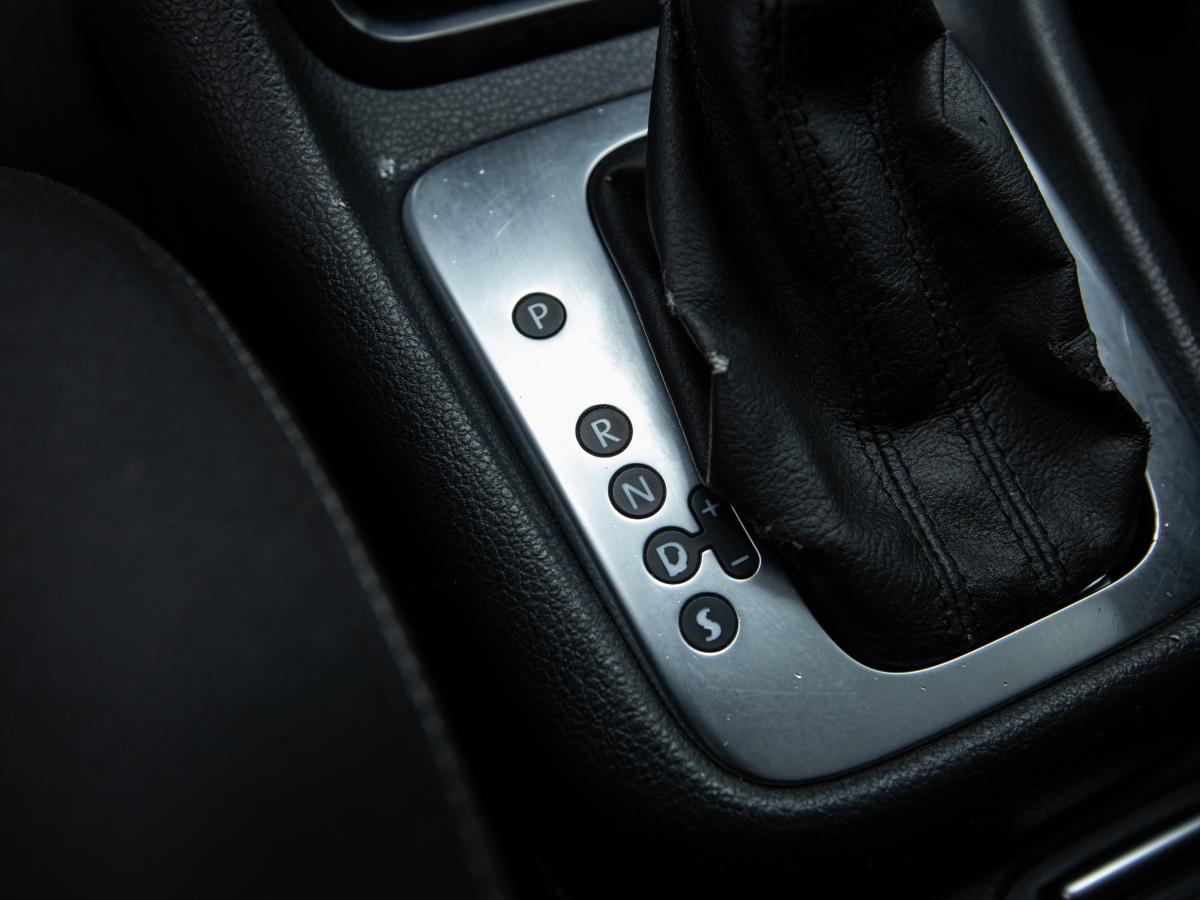 volkswagen-sharan-2015-diesel-1968cc
