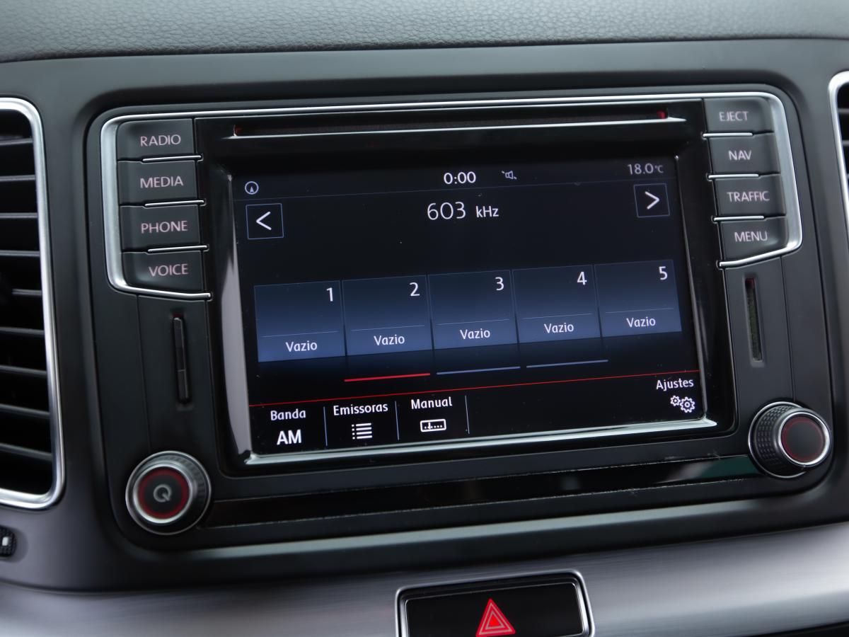 volkswagen-sharan-2015-diesel-1968cc