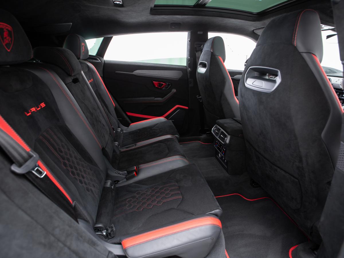 lamborghini-urus-2023-gasolina-3996cc