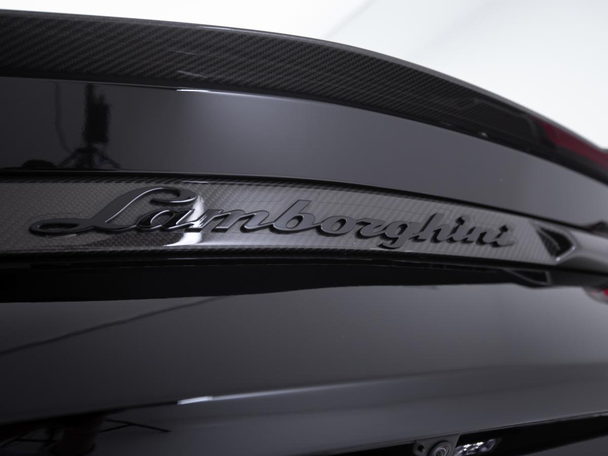 lamborghini-urus-2023-gasolina-3996cc