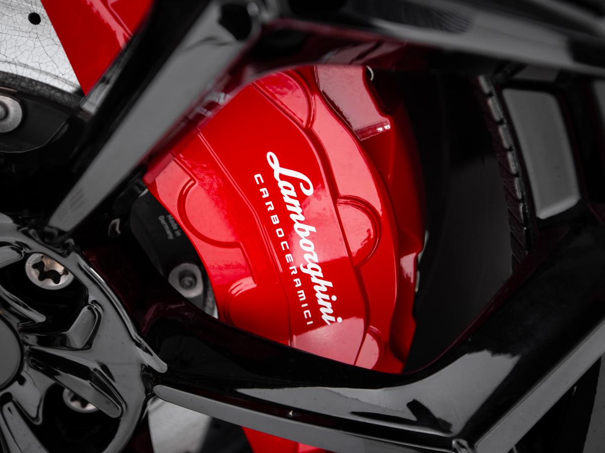 lamborghini-urus-2023-gasolina-3996cc