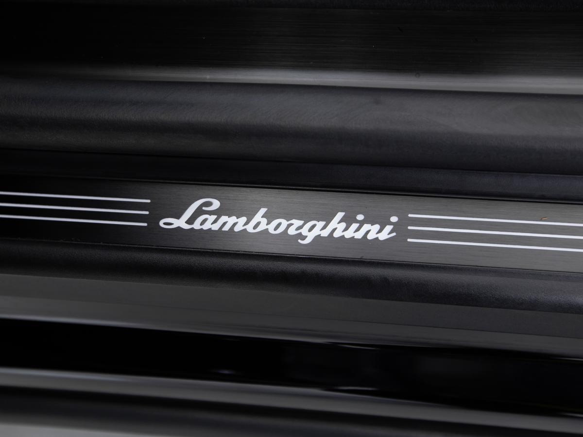 lamborghini-urus-2023-gasolina-3996cc