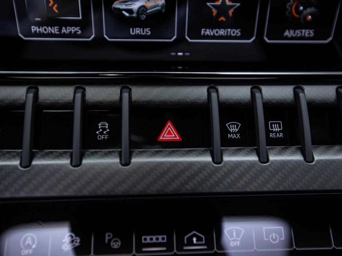 lamborghini-urus-2023-gasolina-3996cc