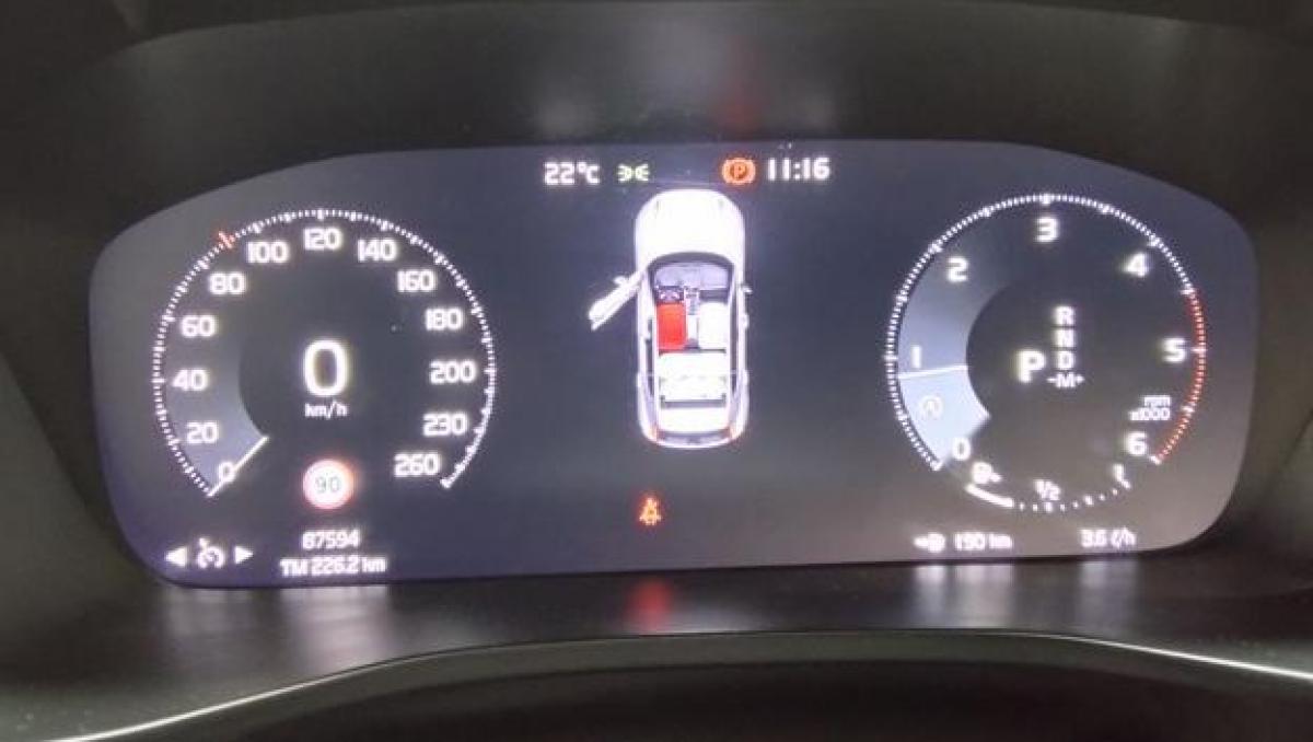 volvo-xc40-2019-diesel-1969cc