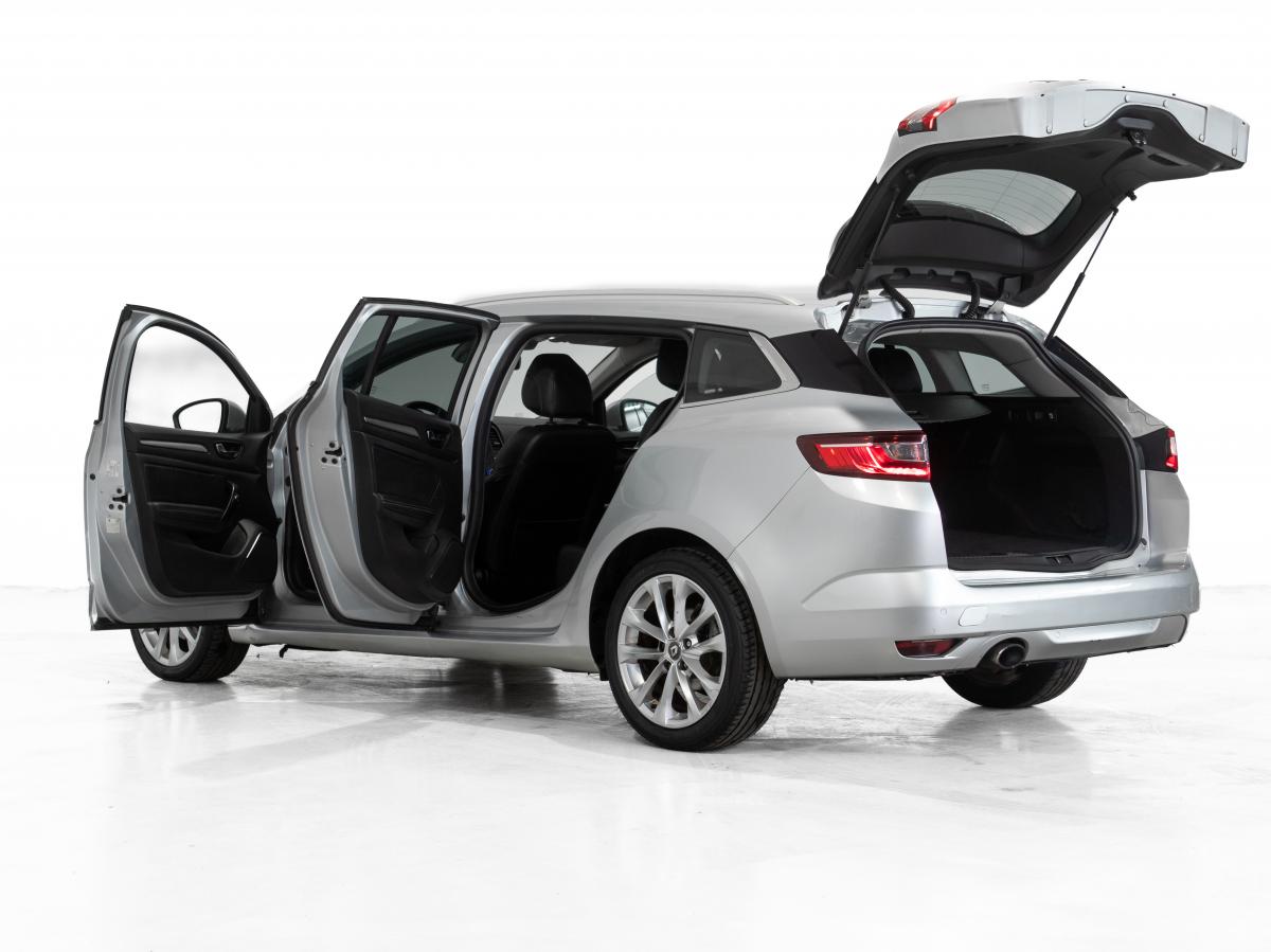 renault-megane-sport-tourer-2018-diesel-1461cc
