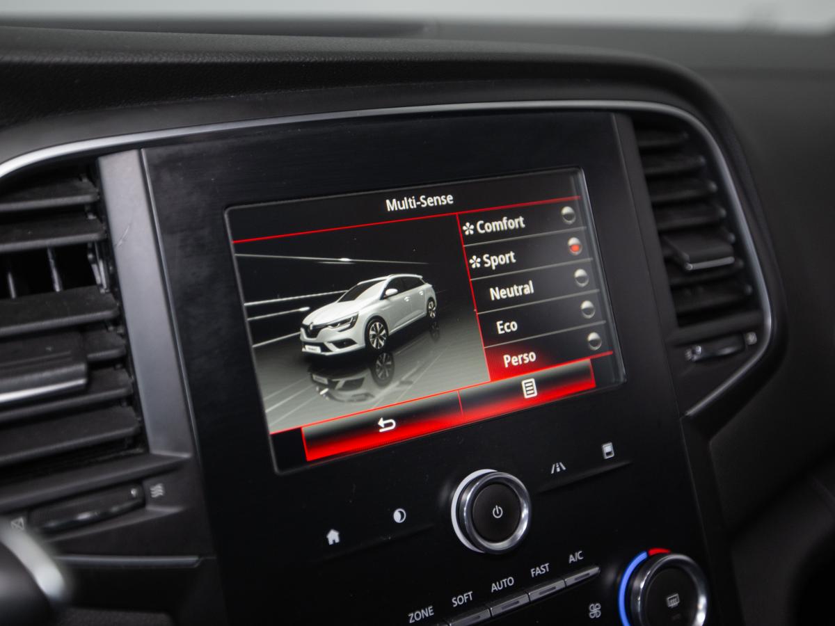renault-megane-sport-tourer-2018-diesel-1461cc