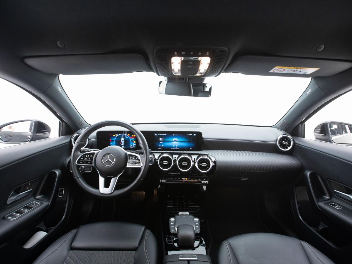 mercedes-benz-classe-a-2022-hibrido-a-gasolina-1332cc