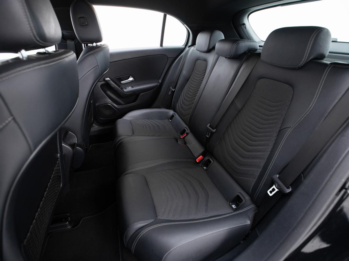 mercedes-benz-classe-a-2022-hibrido-a-gasolina-1332cc