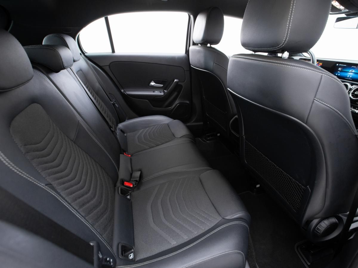 mercedes-benz-classe-a-2022-hibrido-a-gasolina-1332cc