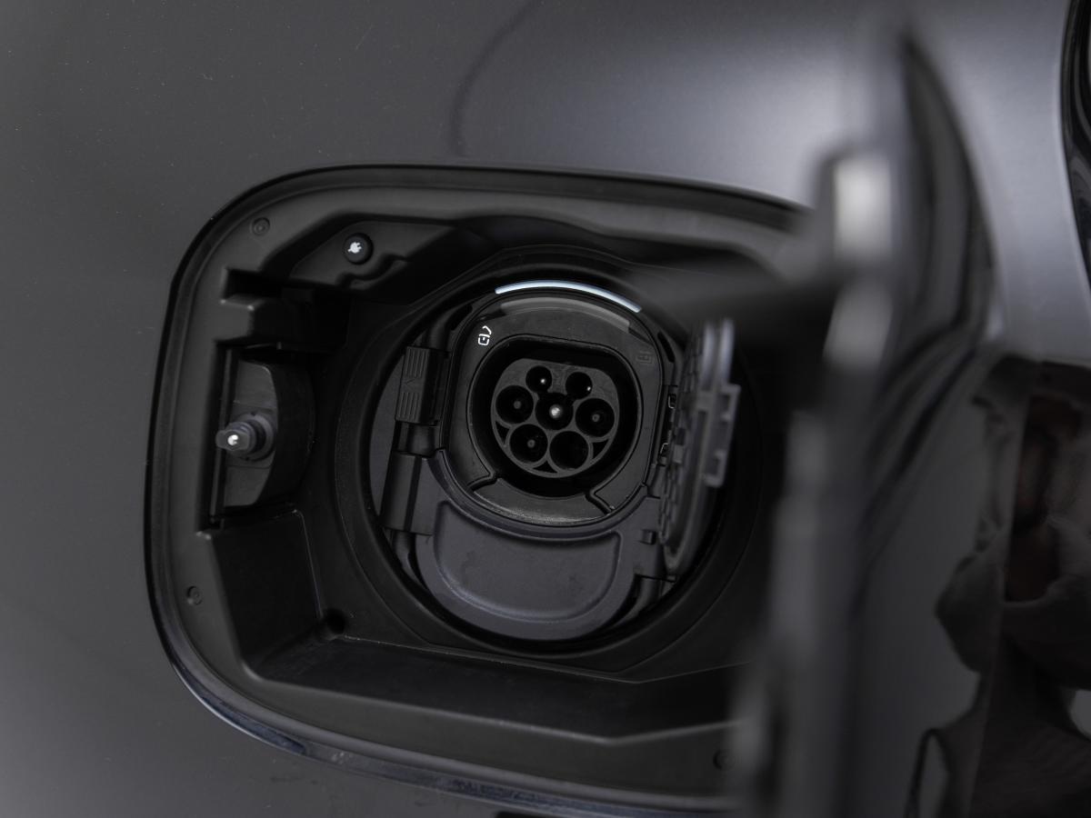 mercedes-benz-classe-a-2022-hibrido-a-gasolina-1332cc