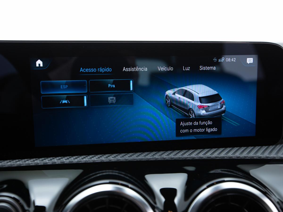 mercedes-benz-classe-a-2022-hibrido-a-gasolina-1332cc