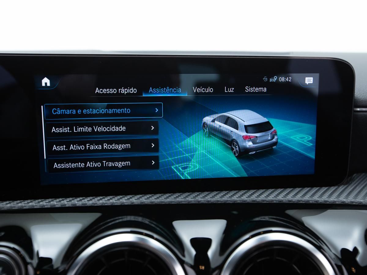 mercedes-benz-classe-a-2022-hibrido-a-gasolina-1332cc