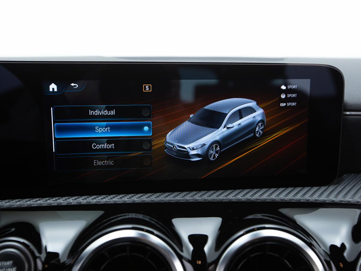 mercedes-benz-classe-a-2022-hibrido-a-gasolina-1332cc