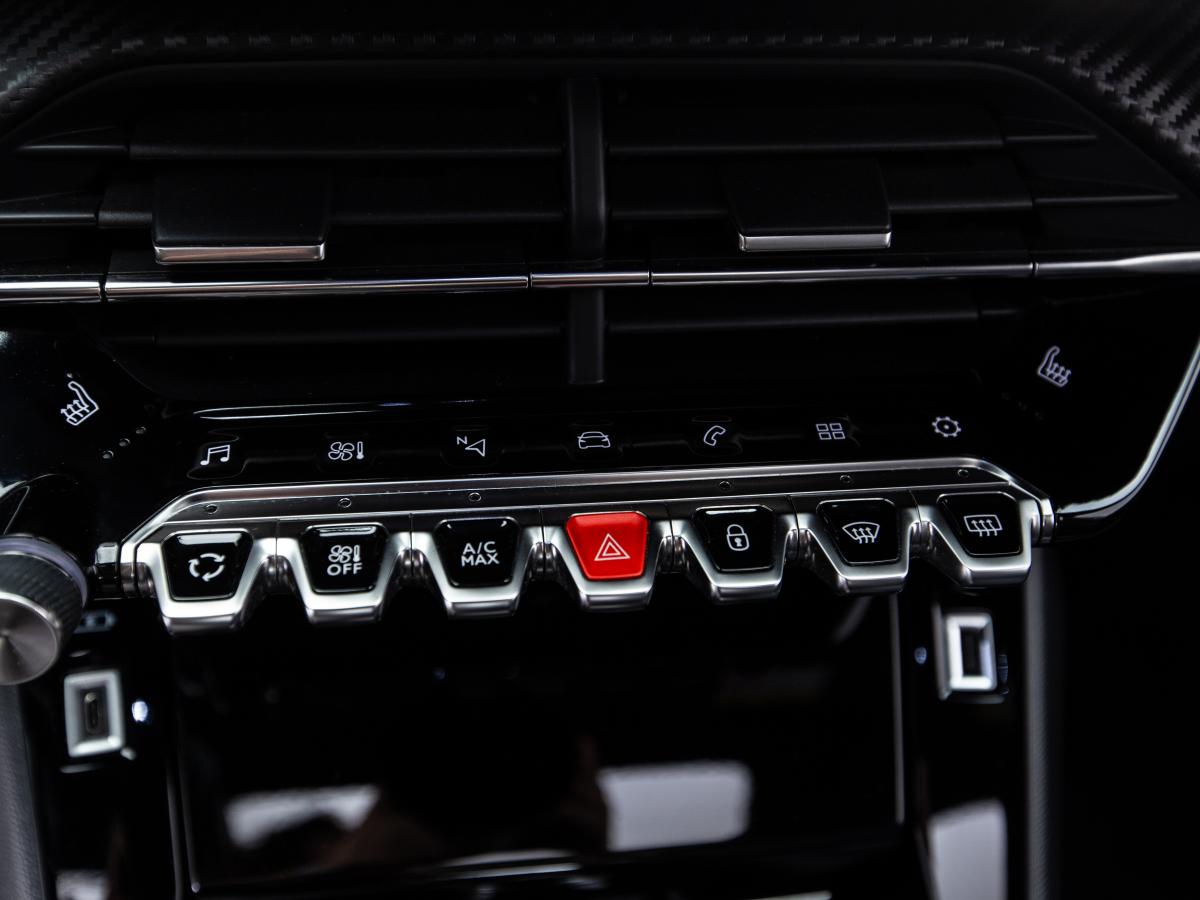 peugeot-2008-2021-diesel-1499cc