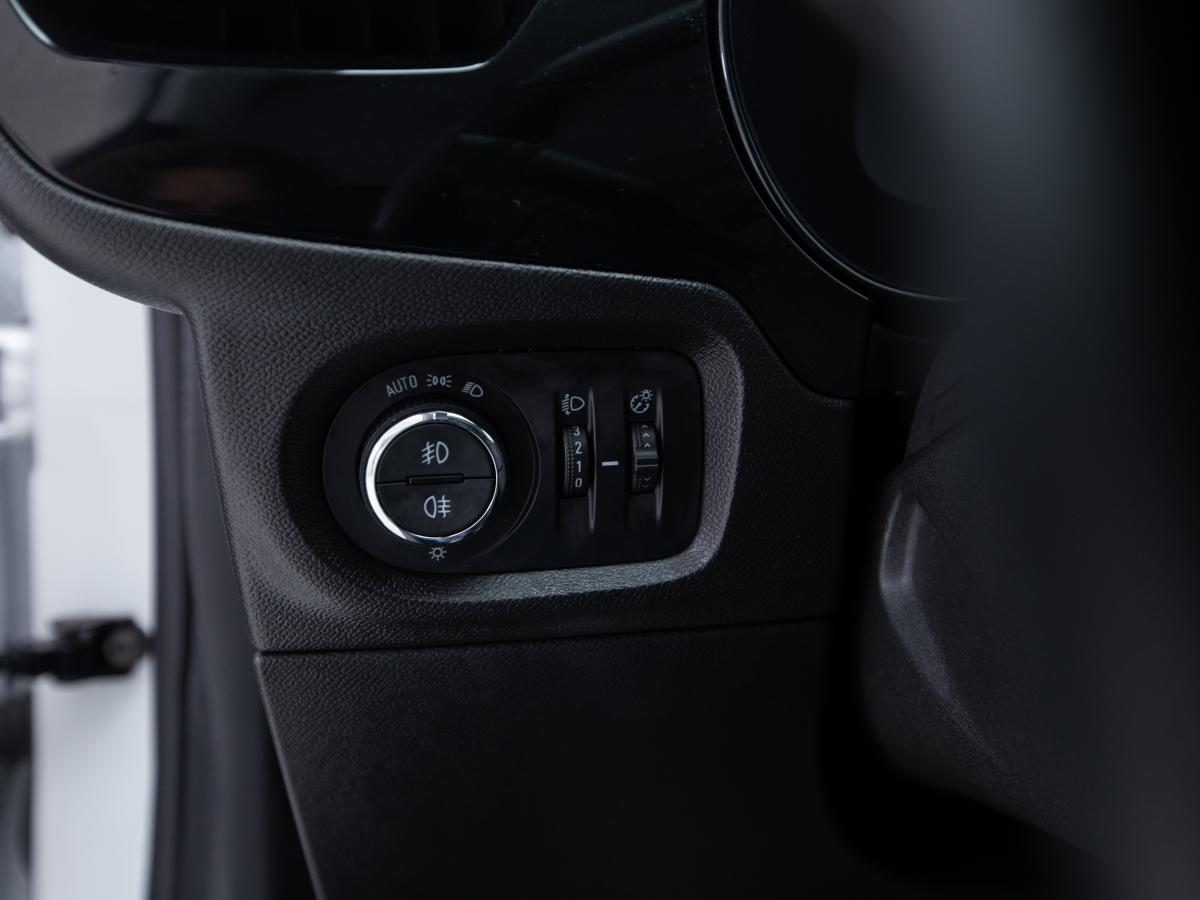 opel-corsa-2022-eletrico-0cc