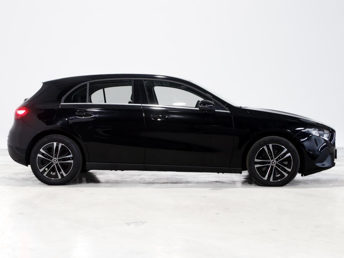 mercedes-benz-classe-a-2023-hibrido-a-gasolina-1332cc