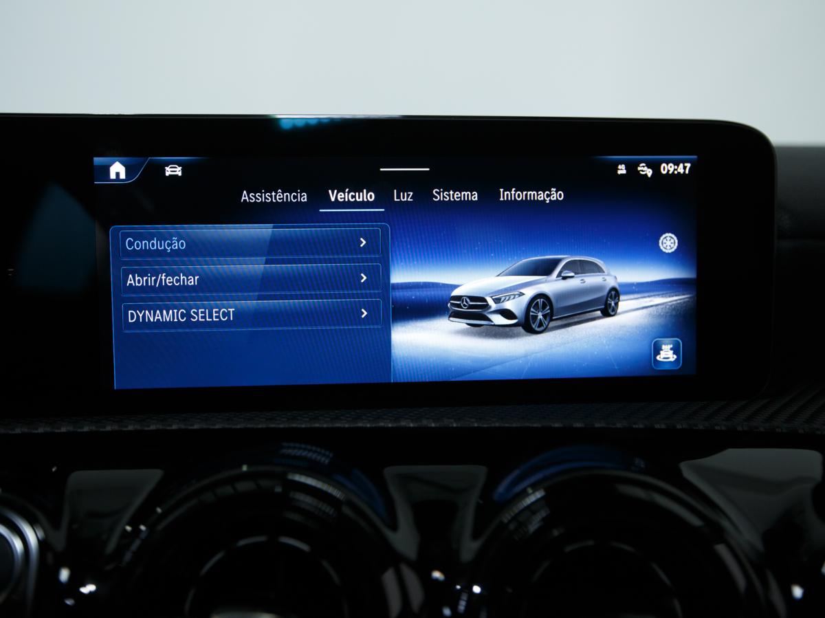 mercedes-benz-classe-a-2023-hibrido-a-gasolina-1332cc