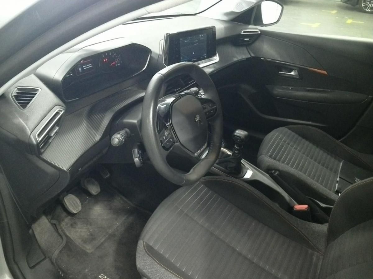 peugeot-208-2023-gasolina-1199cc