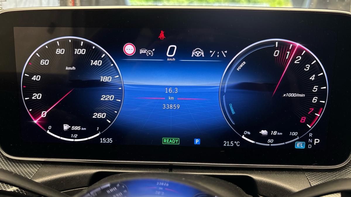 mercedes-benz-classe-c-2023-hibrido-a-gasolina-1999cc