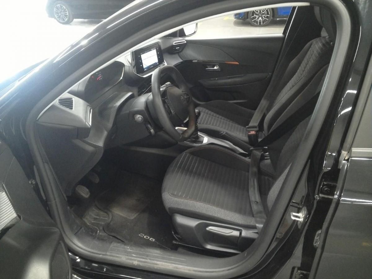 peugeot-208-2023-gasolina-1199cc