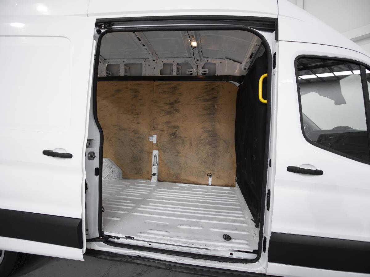 ford-transit-2023-diesel-1995cc