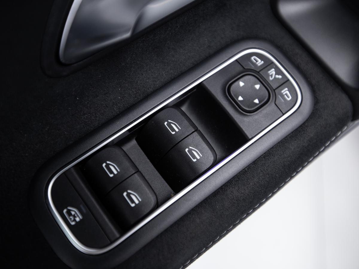mercedes-benz-cla-2021-hibrido-a-gasolina-1332cc