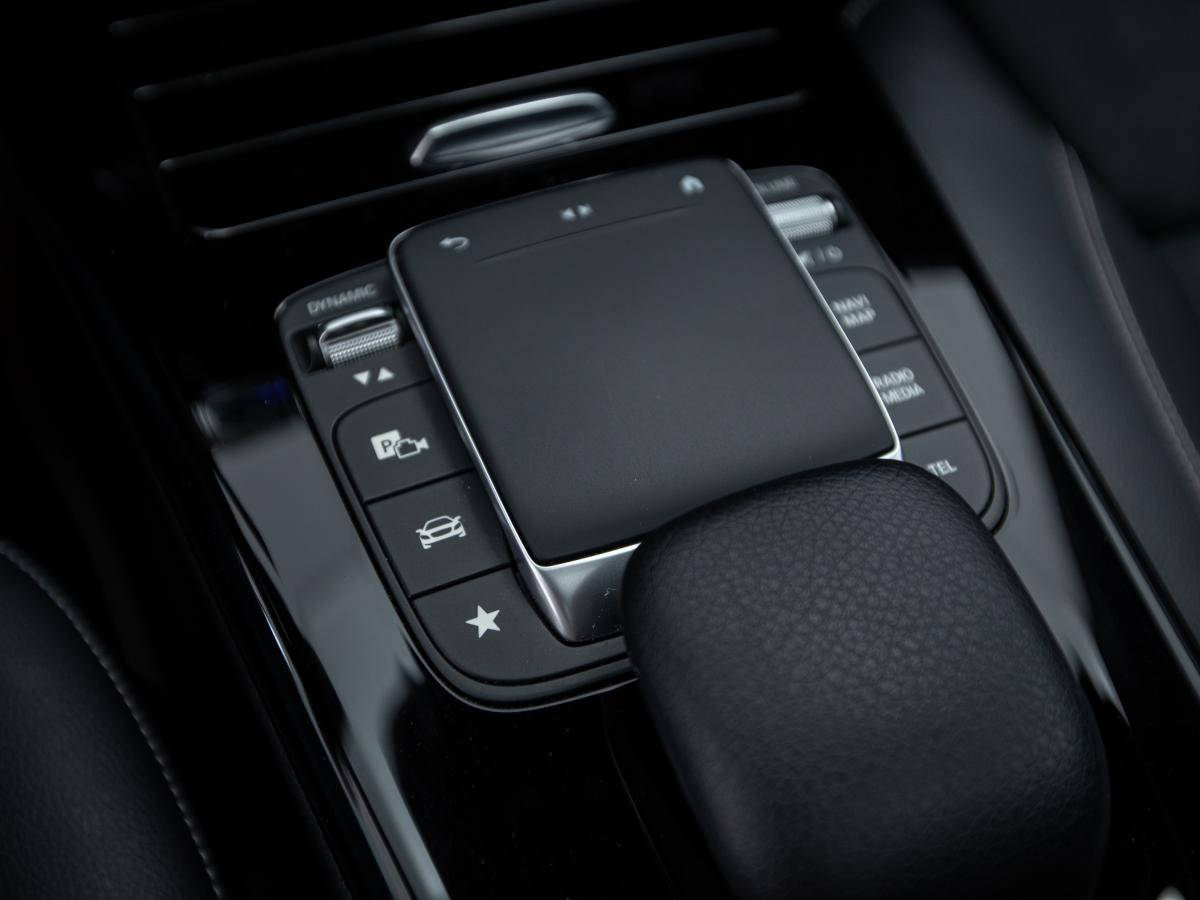 mercedes-benz-cla-2021-hibrido-a-gasolina-1332cc