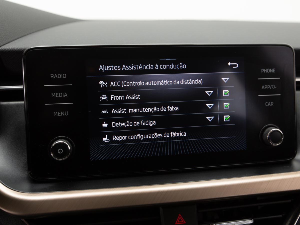 skoda-scala-2020-gasolina-999cc