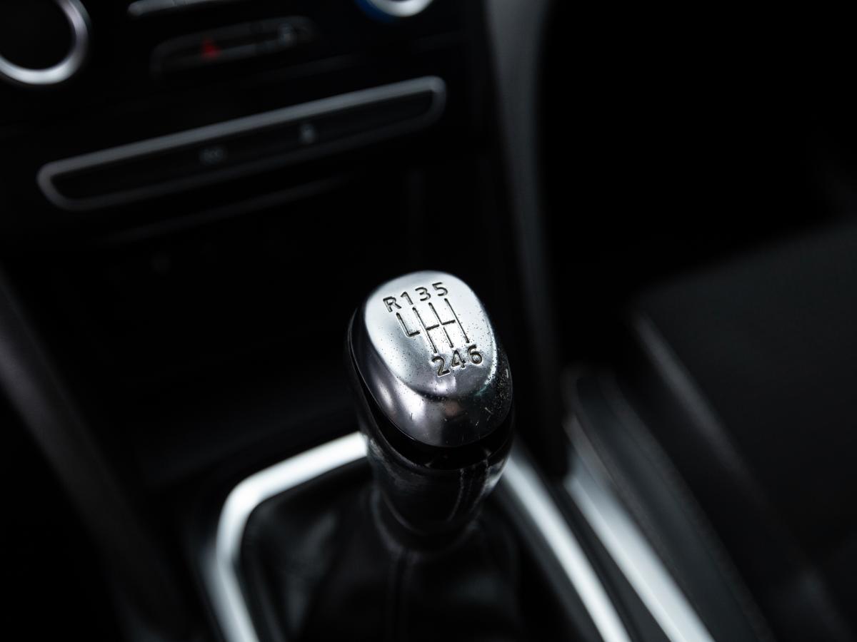renault-megane-2018-diesel-1598cc