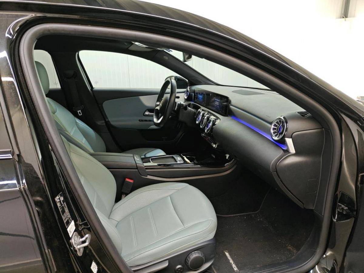mercedes-benz-classe-a-2023-hibrido-a-gasolina-1332cc