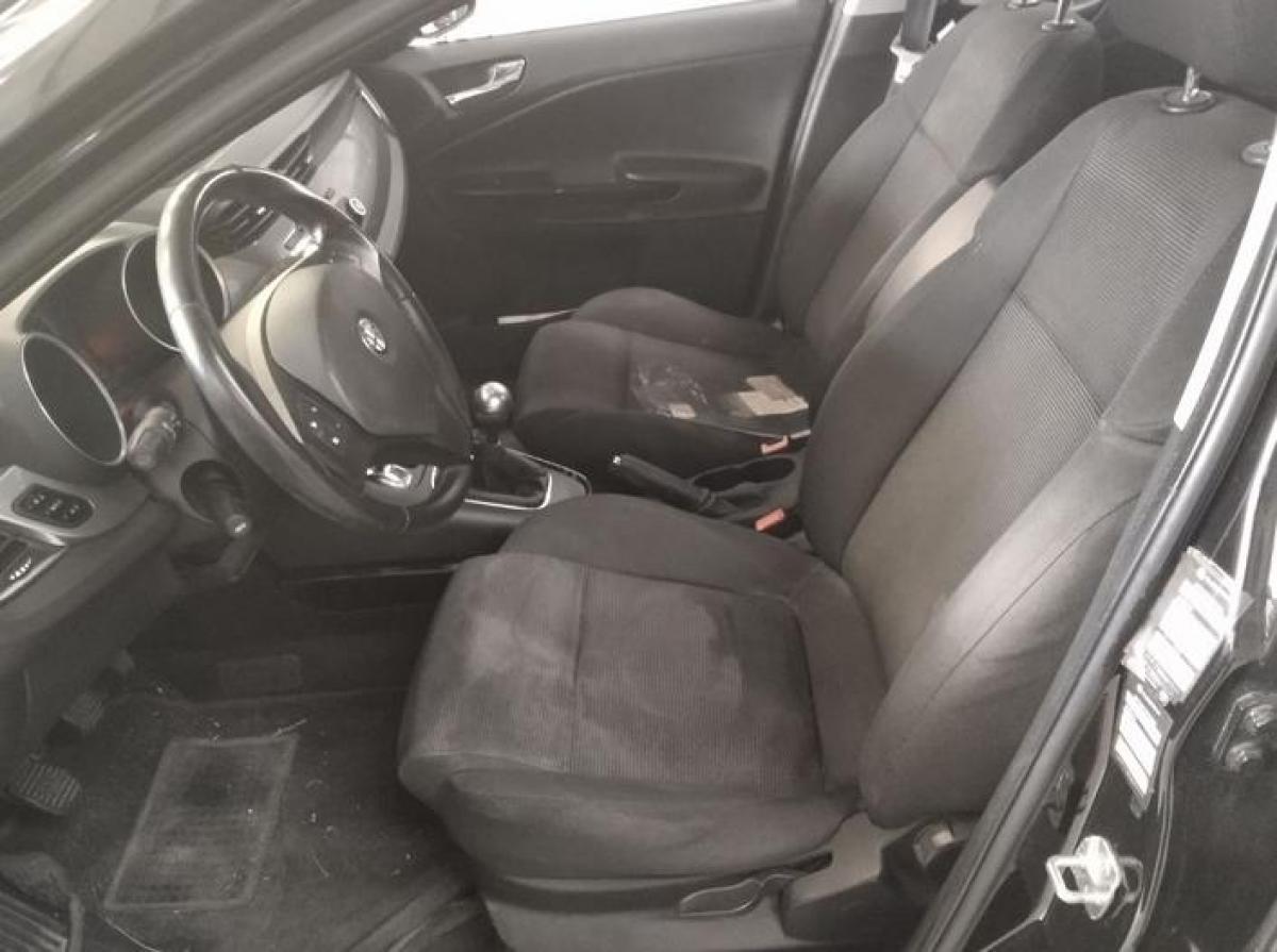 alfa-romeo-giulietta-2013-diesel-1598cc