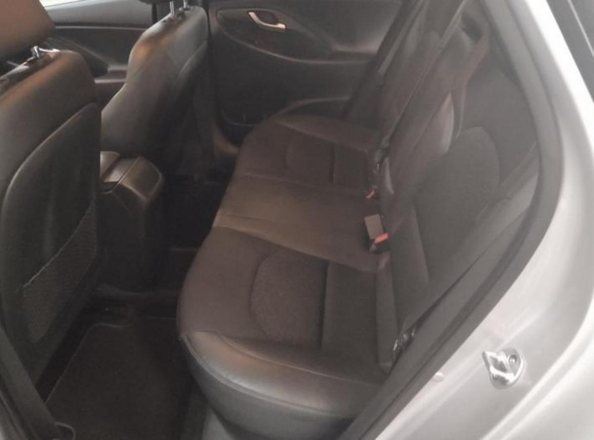 hyundai-i30-sw-2018-gasolina-1353cc