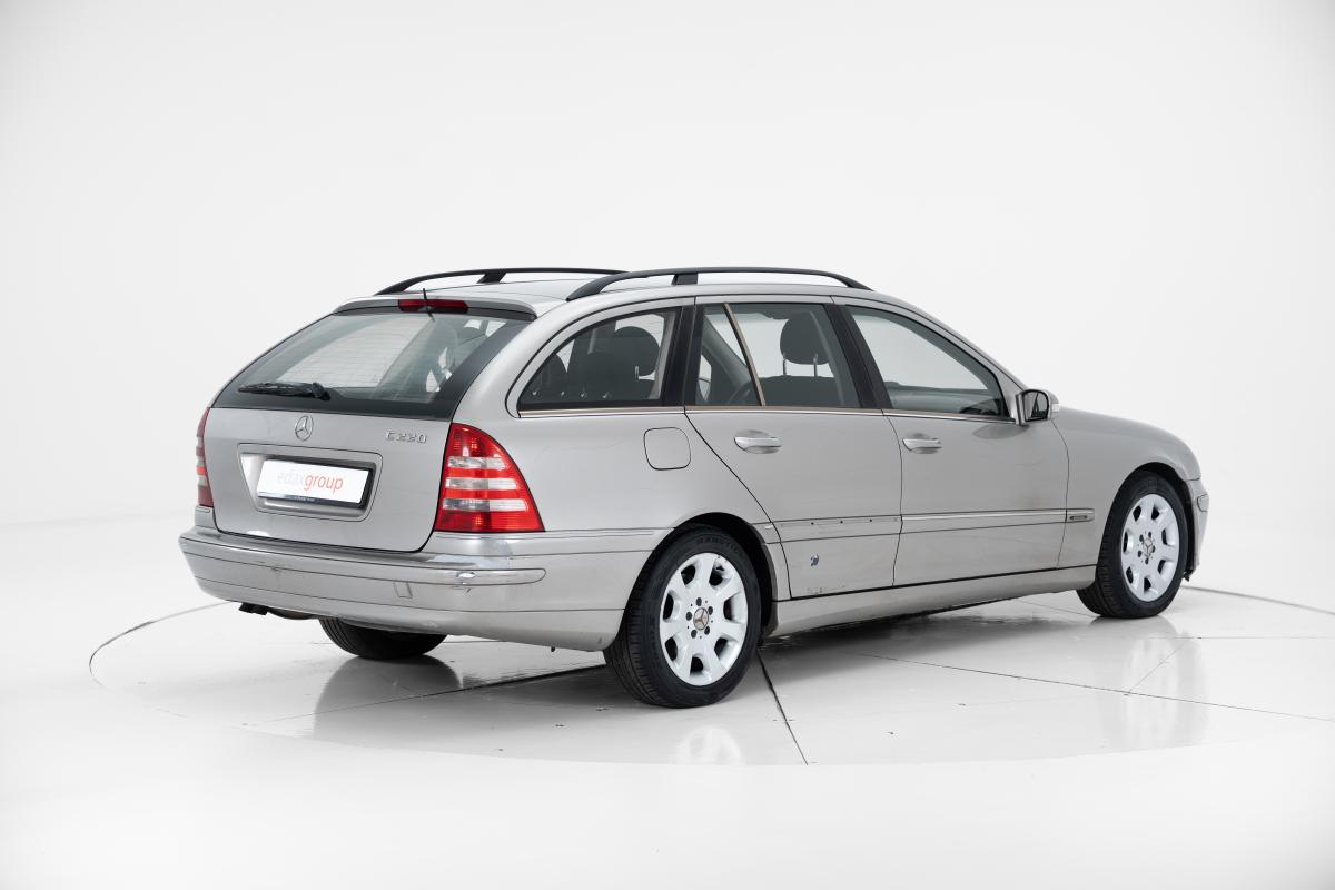 mercedes-benz-classe-c-2005-diesel-2148cc