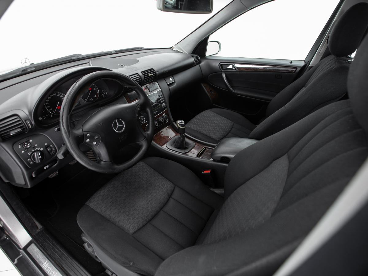 mercedes-benz-classe-c-2005-diesel-2148cc