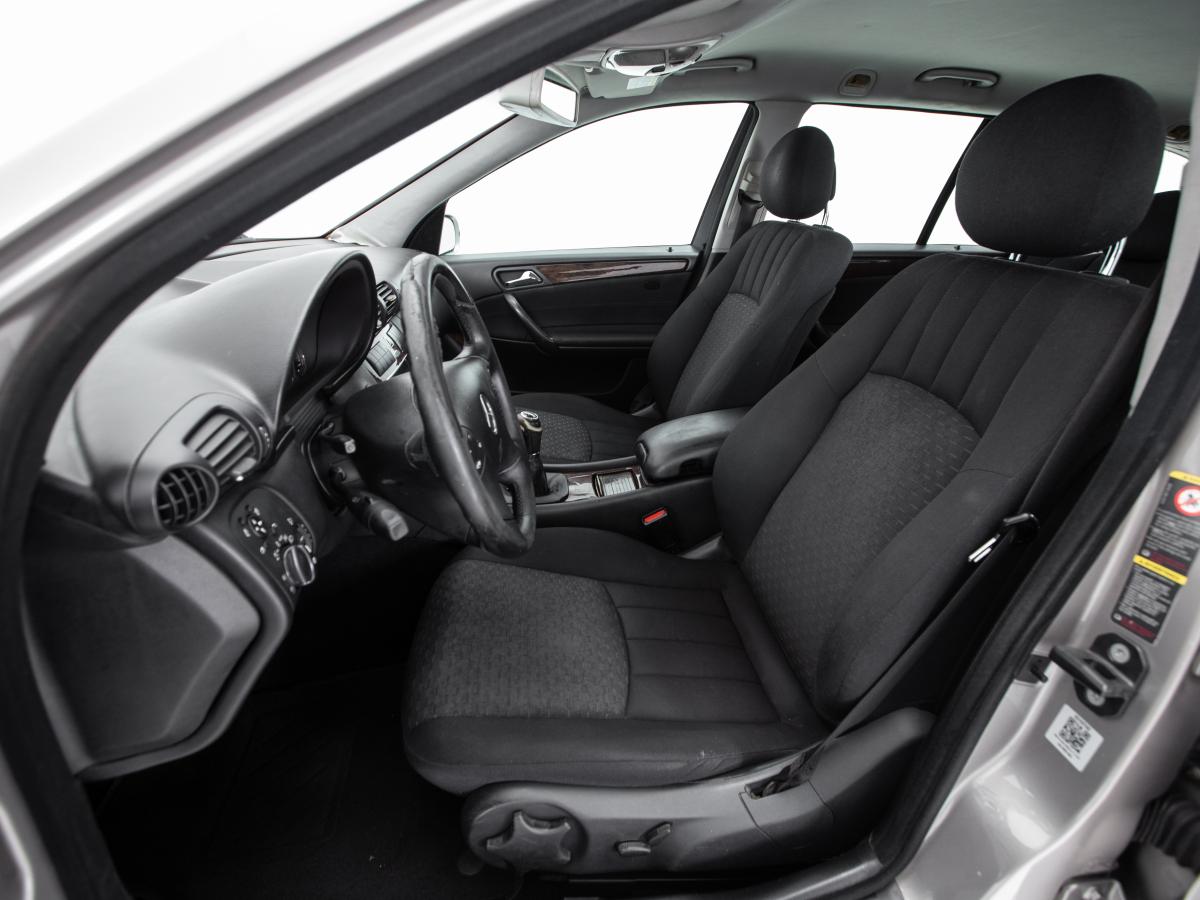 mercedes-benz-classe-c-2005-diesel-2148cc
