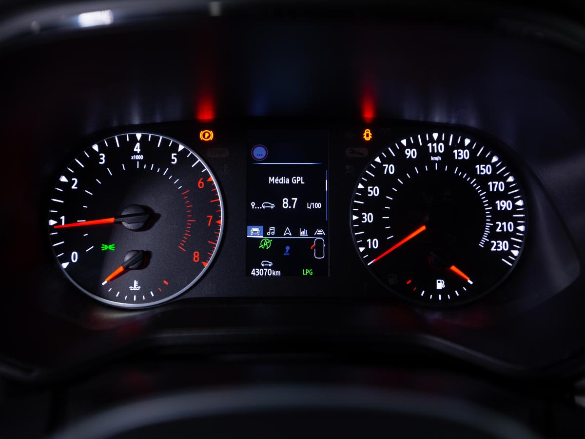 renault-clio-2023-gpl-999cc