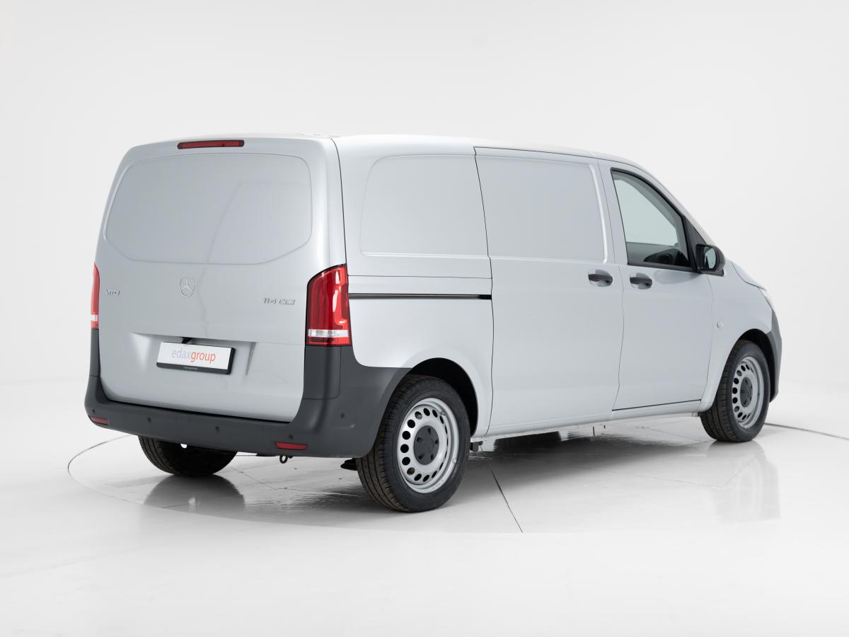 mercedes-benz-vito-2022-diesel-1950cc